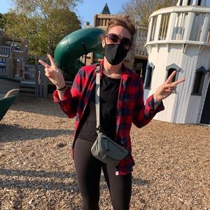 Meet your Posher, Jenni